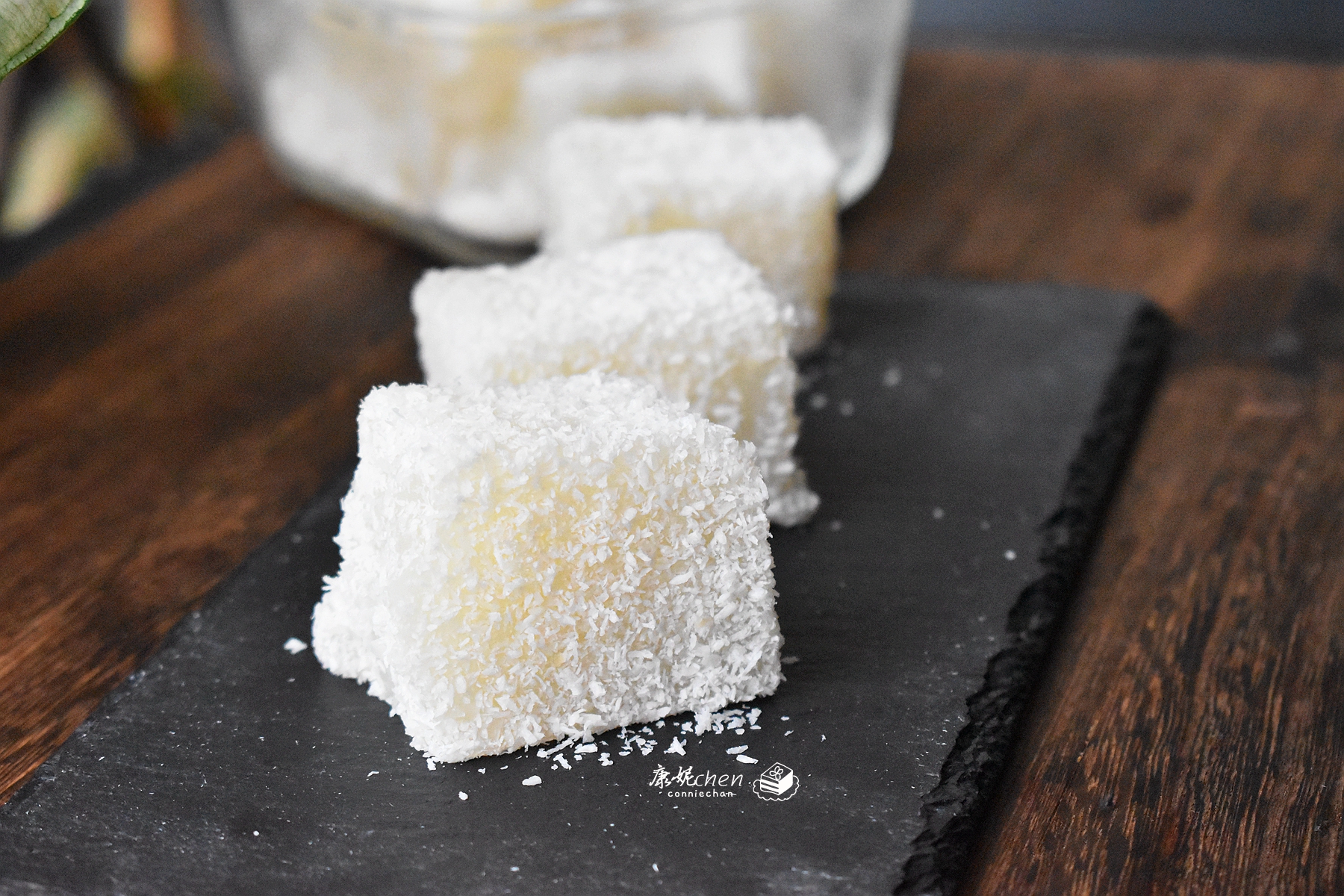 一把冰糖一个雪梨，简单几步做好这糕点，清甜软糯，滋润防秋燥