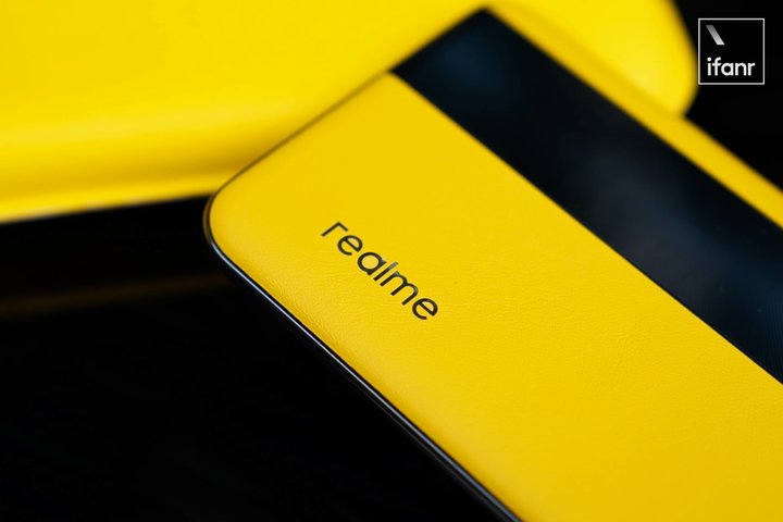 首销 10 秒破亿：realme 旗舰颠覆之战，稳了