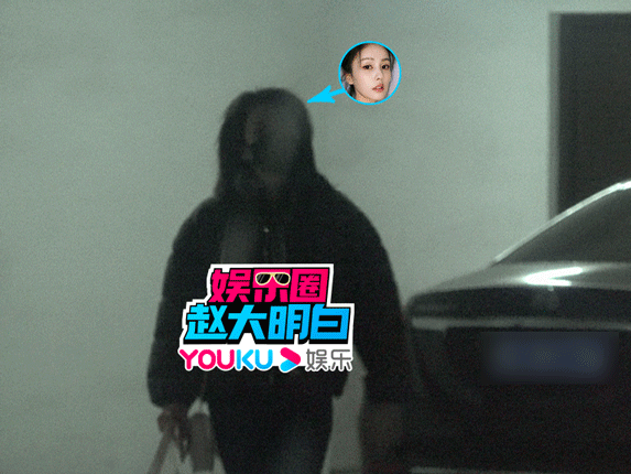多次被拍亲密互动，同居恋情被曝光，他们真的在一起了？
