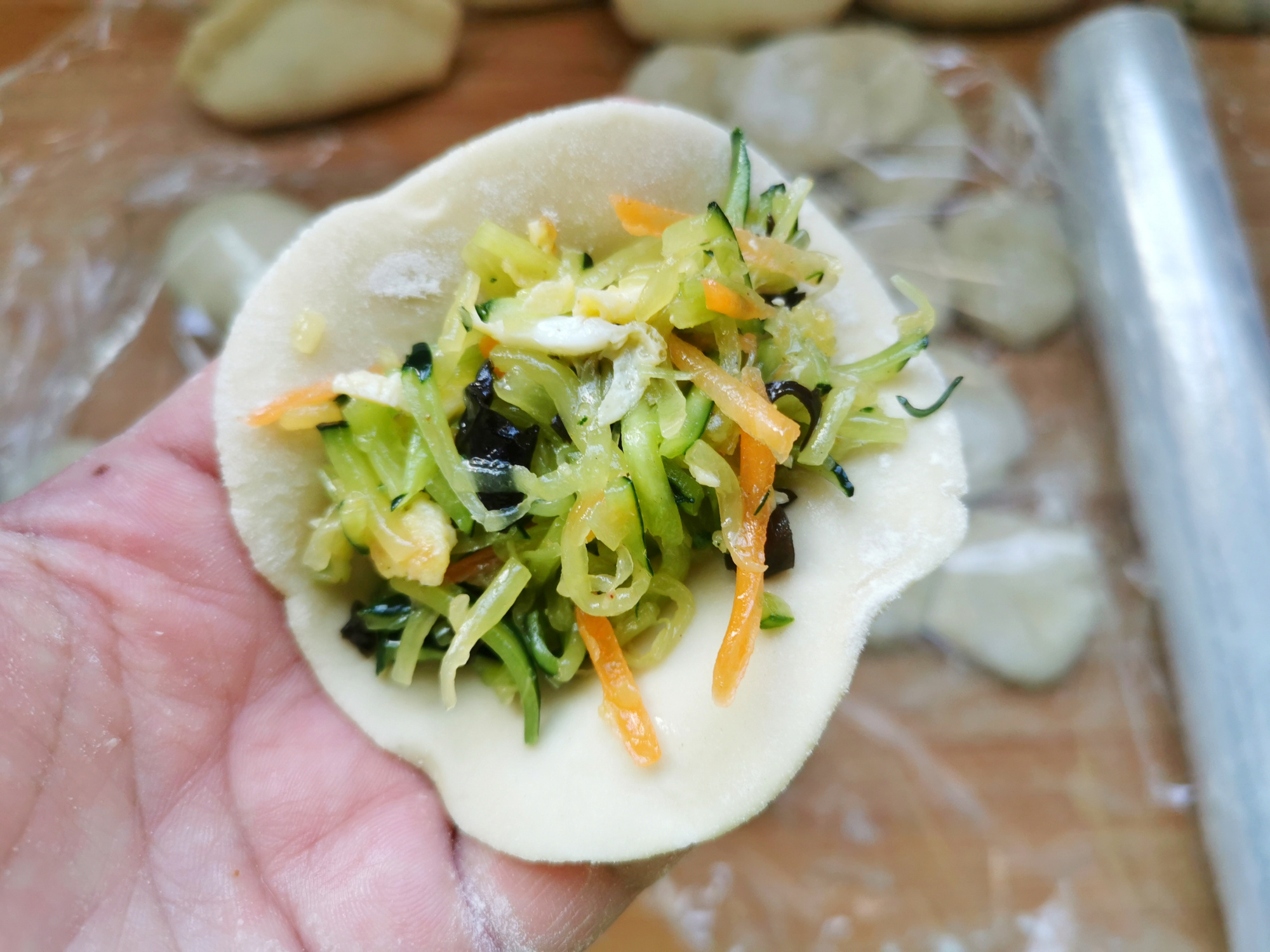 头伏吃饺子，试试这个馅儿，应季而食身体好，安稳过三伏