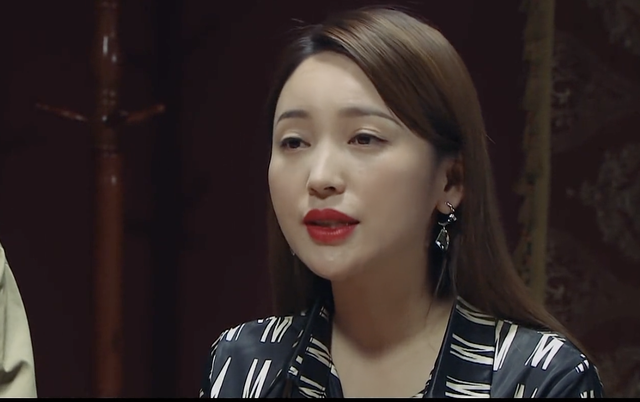 这些金莎粉丝群截图在讨论:《我就是演员》节目评委也是演戏？