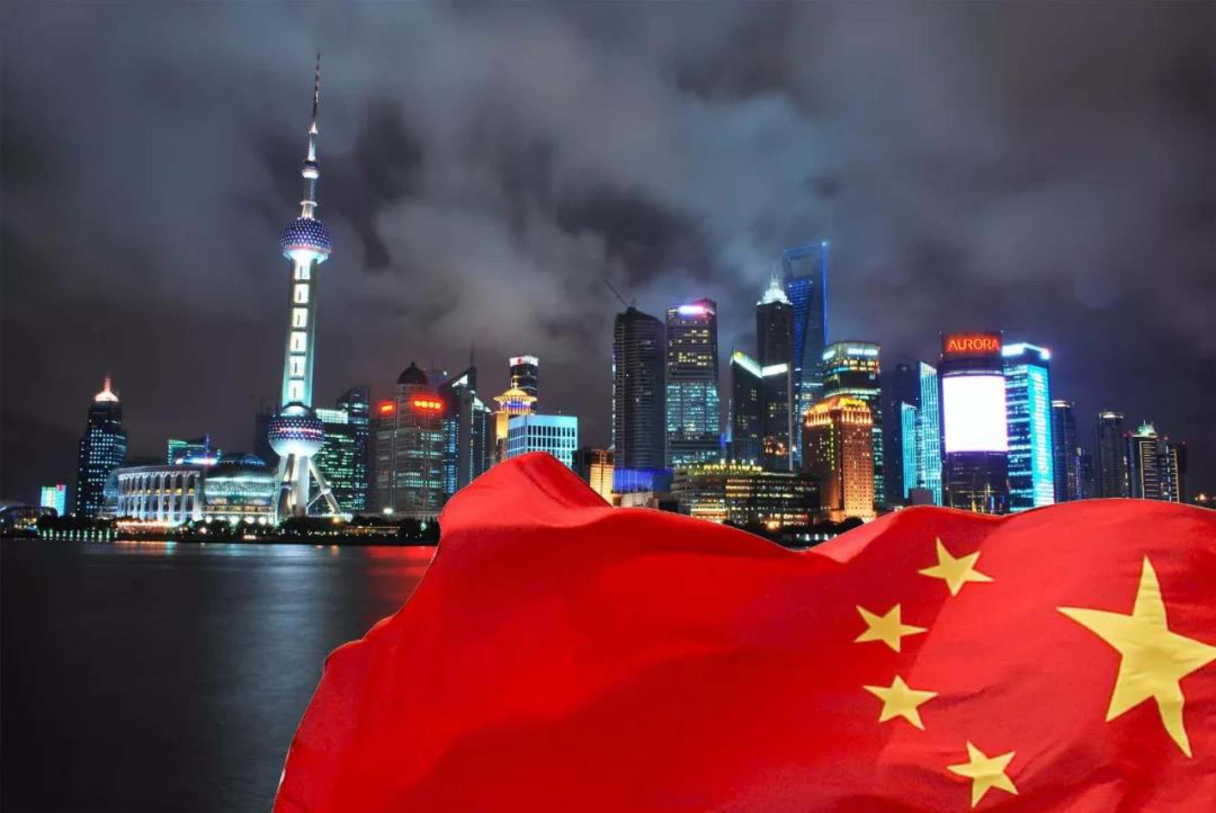 为何外国人盛赞：称中国将超过美国？细数中国2020年都做了些什么