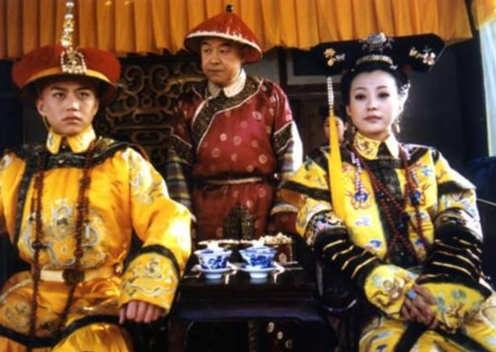 闪婚又闪离的郝蕾，35岁嫁刘烨生双胞胎撞脸新男友，是巧合？