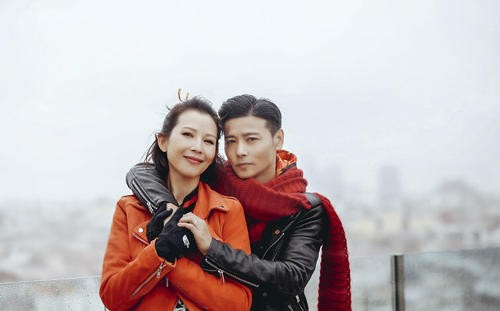 “港姐”蔡少芬，人生最绝望的时候嫁给张晋，现在怎么样了？