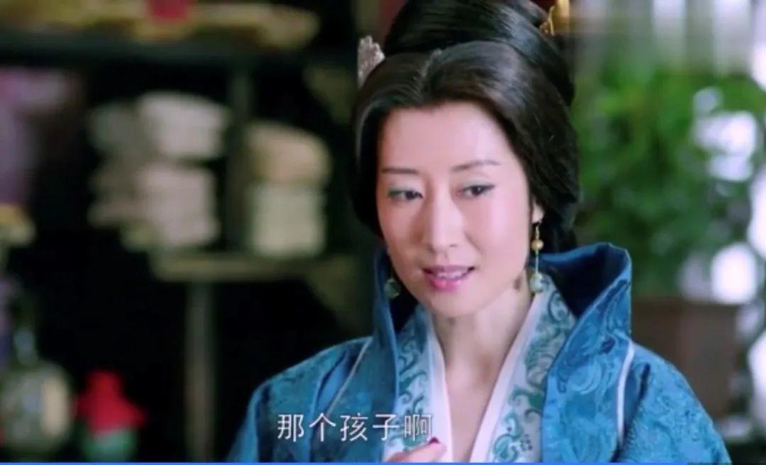 《清平乐》《猎狐》一番霸屏，但王凯离顶级演