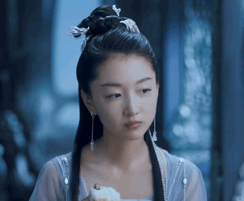明明是女主角，却输得一塌糊涂，周冬雨选错角色全程被碾压