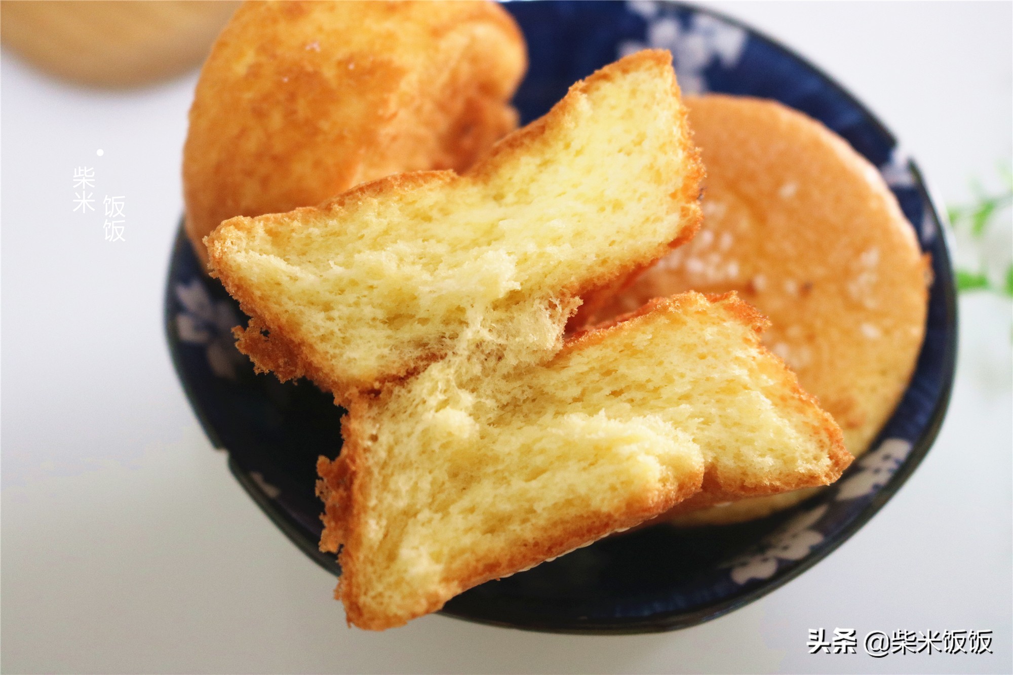 3個雞蛋，90克麵粉，攪一攪做了12個蛋糕，又香又軟太好吃