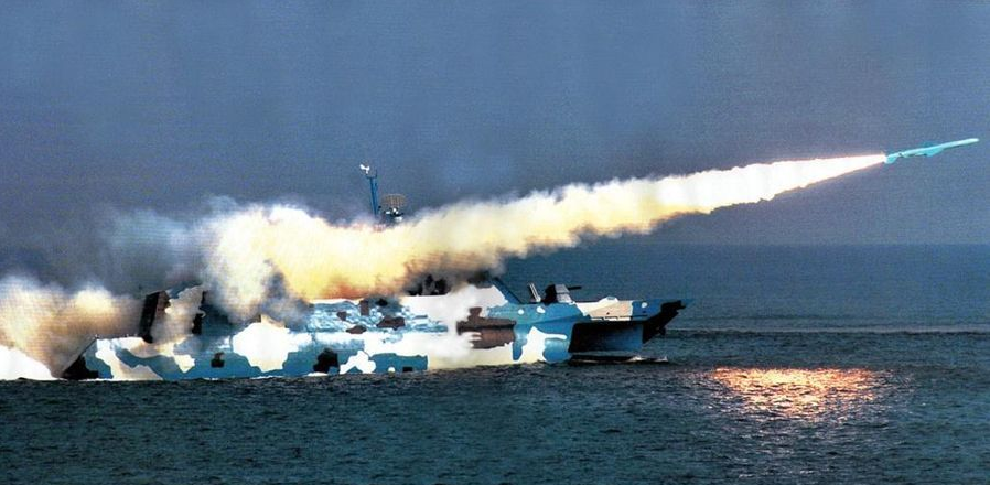 中国海军022隐身导弹艇“重出江湖”，还能派啥用场？