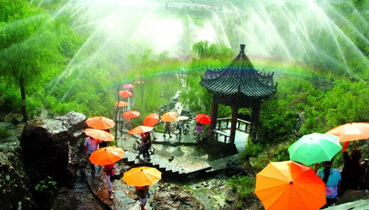 沂水有一个雪山彩虹谷,被誉为"天上人间"