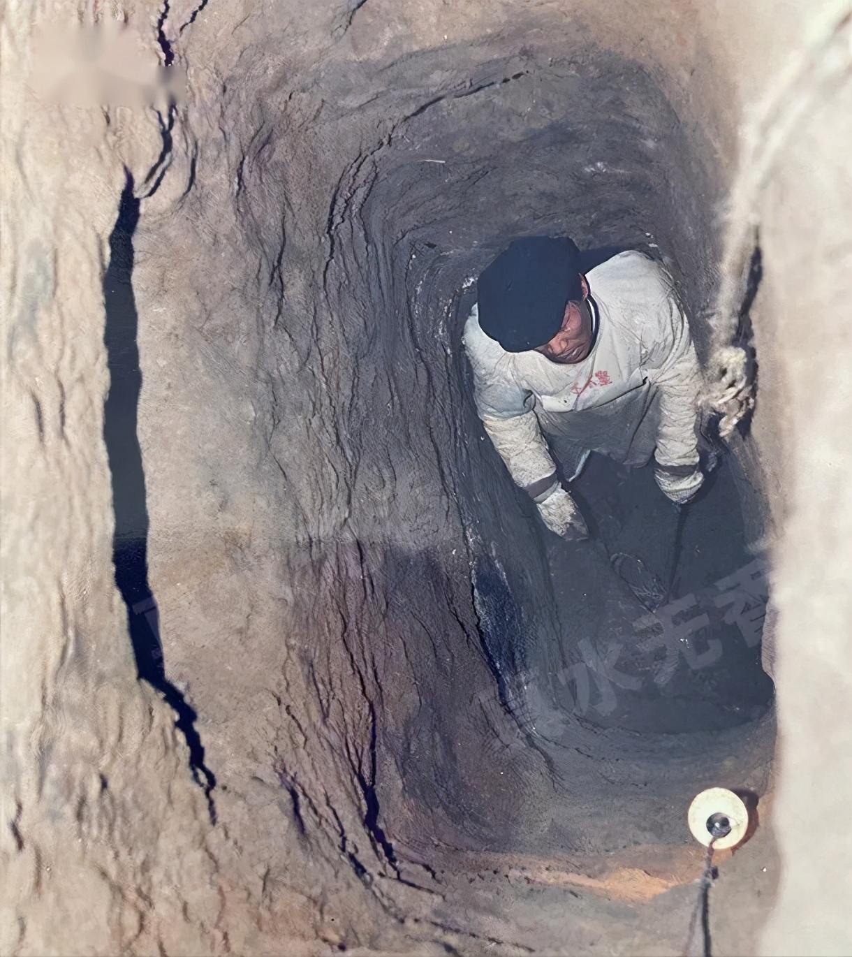 讷河案:一个“仙人跳”牵出42具尸体,现场法医中尸毒至今不愈
