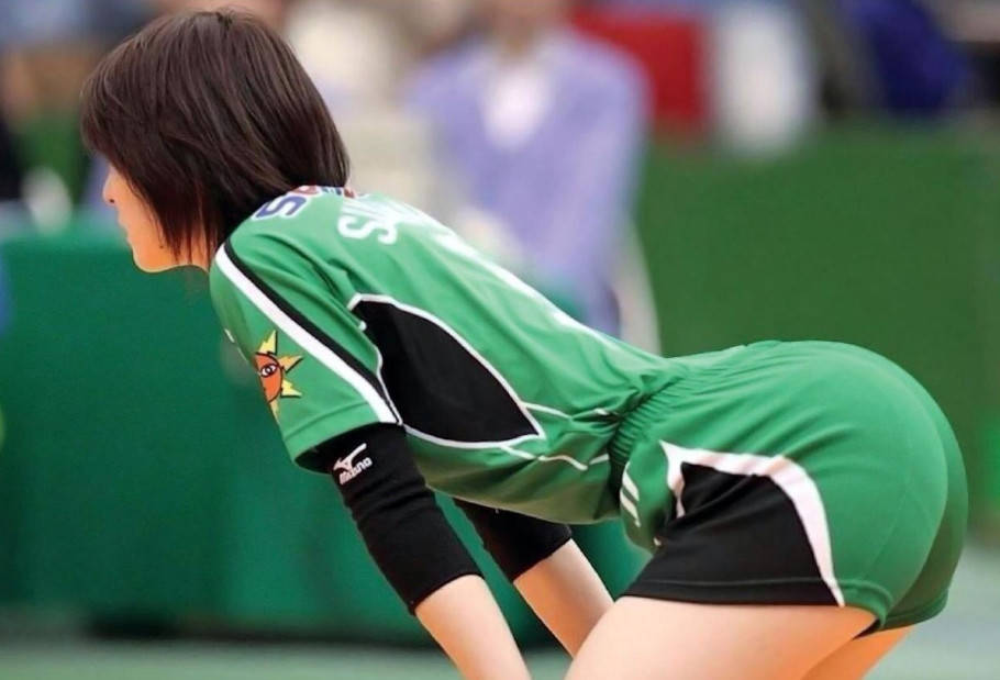 日本排坛最性感美女是木村纱织因挺胸照走红实力颜值并存