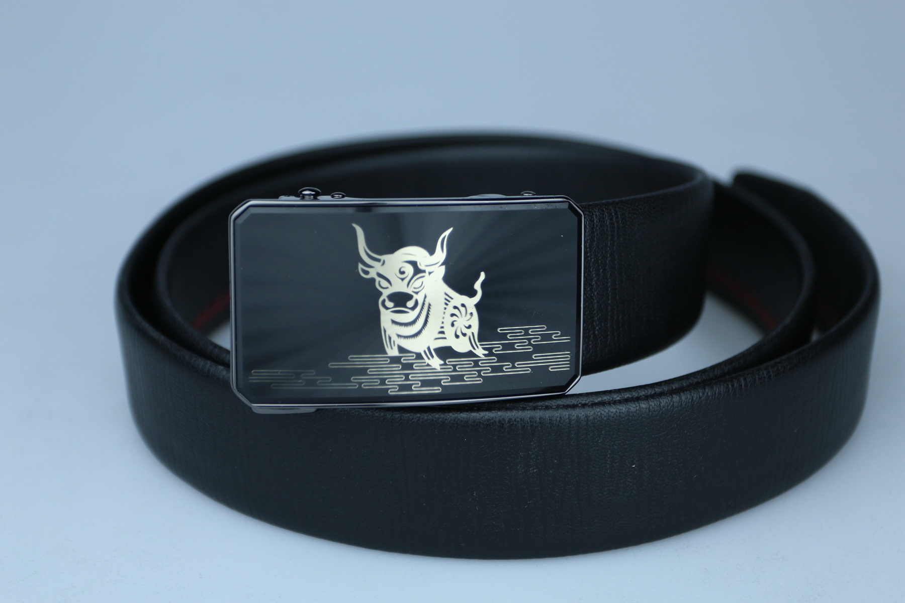 牛年就要牛气冲天——七面男士皮带