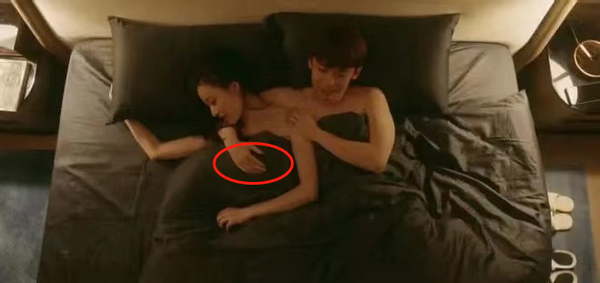 Xu Weizhou and graceful plunge into take close sport, dispute is cited before the hand puts woman bosom, play staff: Already made preventive measure