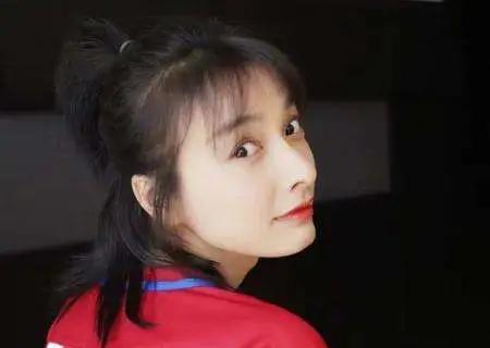 在《快乐大本营》多年却不锋芒毕露，真实的吴