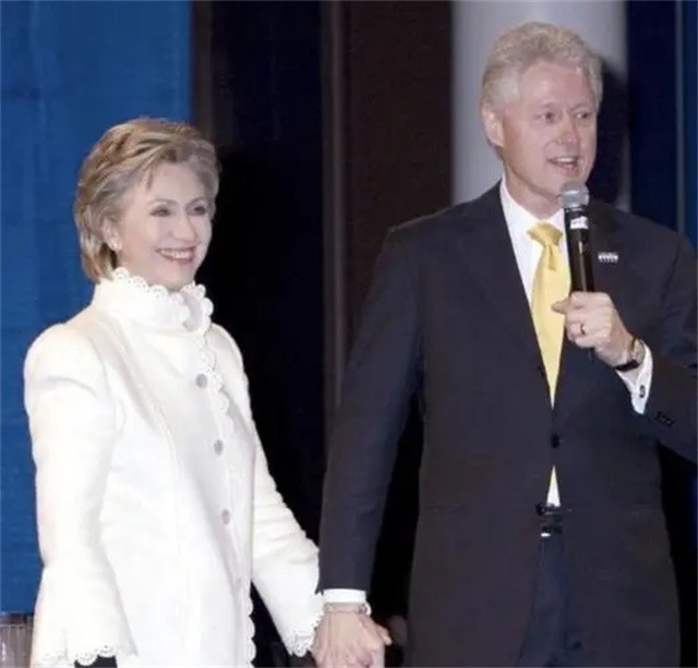 与克林顿维持婚姻，希拉里：这是我这辈子最大胆的决定