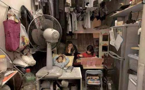 香港房价有多可怕？明星90平房子拥挤不堪，却已