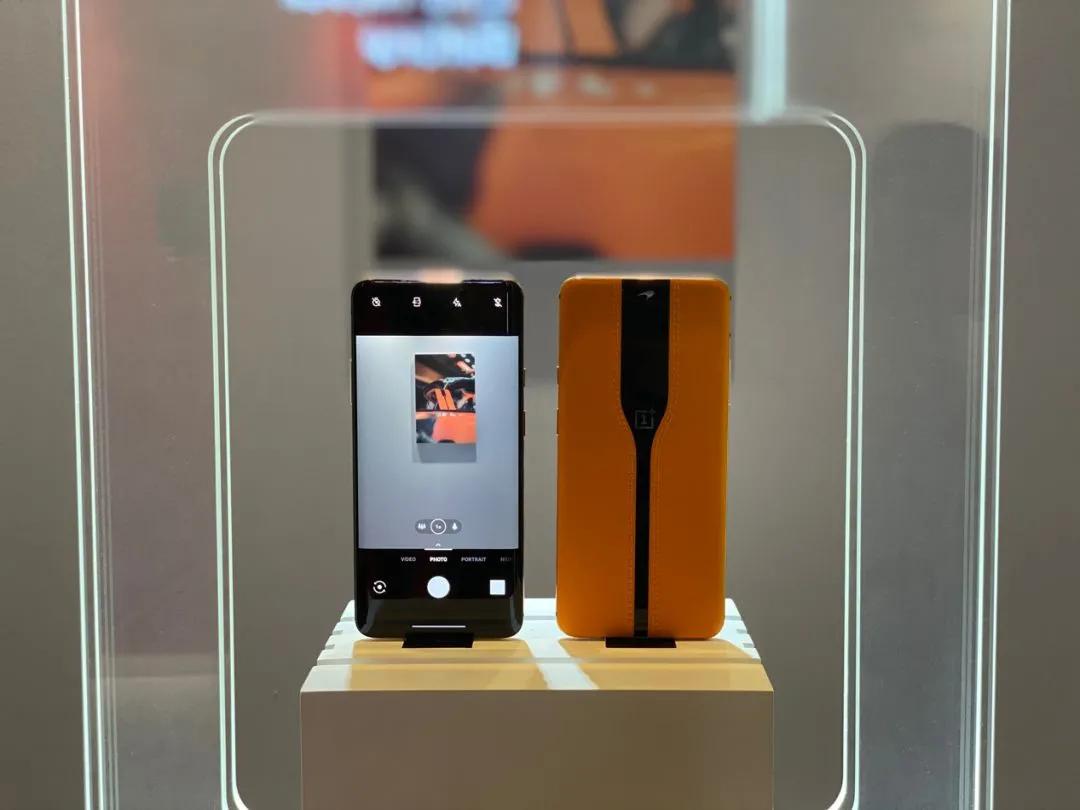 一加新款概念机发布，刘作虎：智能手机设计最优解决方案