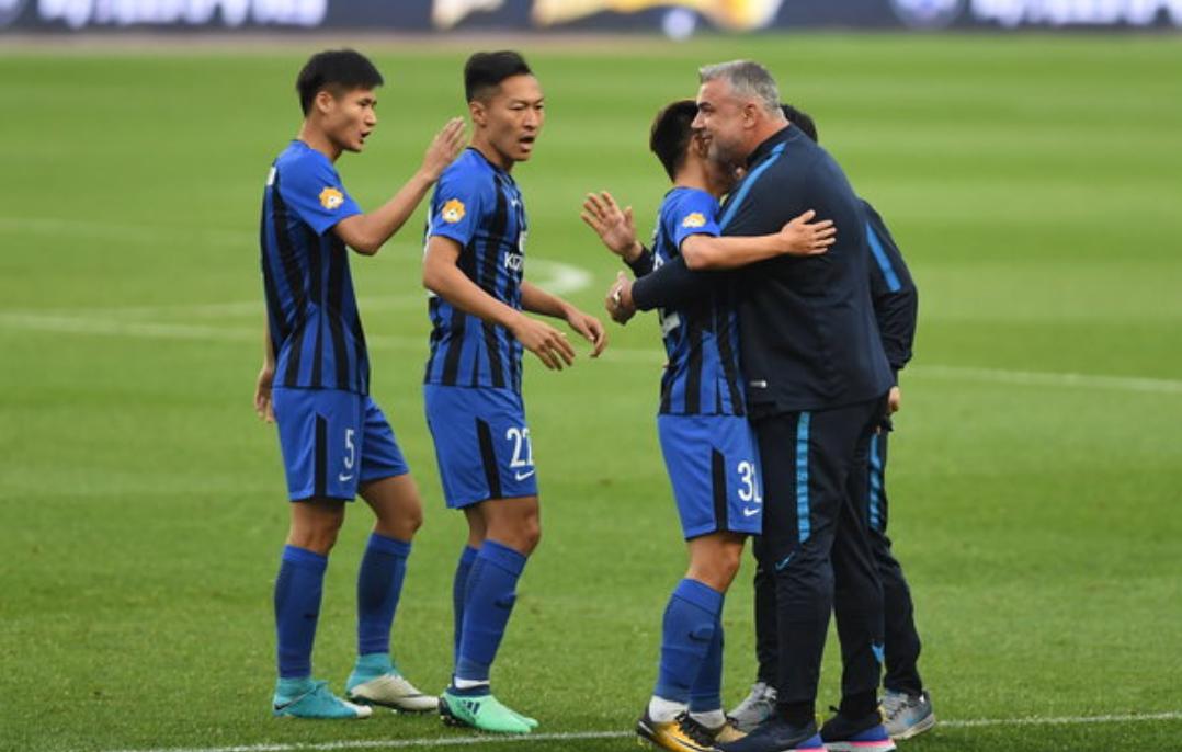 江苏队告别中超联赛，成中国足坛笑柄，5亿债务