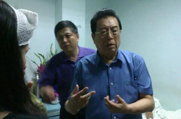 被称教子无方，娶学生梦鸽，儿子李天一入狱，81岁李双江近况如何