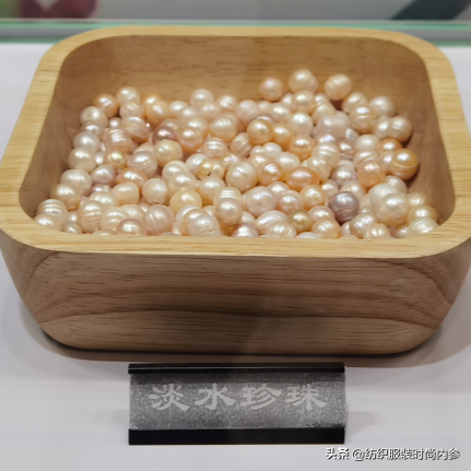 回味九月PH Value！解锁趣味针织展品，搜罗现场新潮