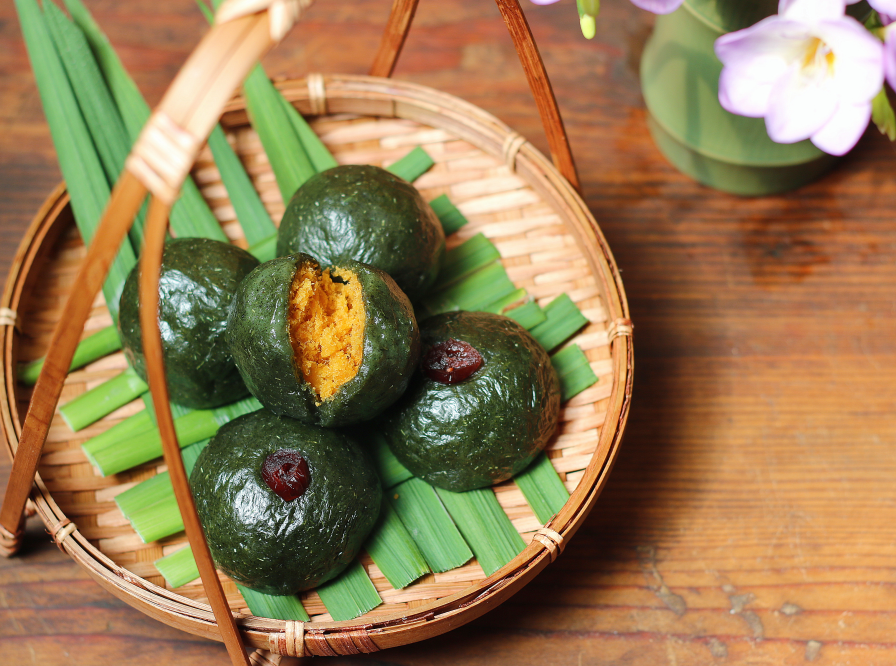 Spring should have black group namely, faint scent soft glutinous is not sweet be bored with, oneself can be done in the home, need not queue up to buy