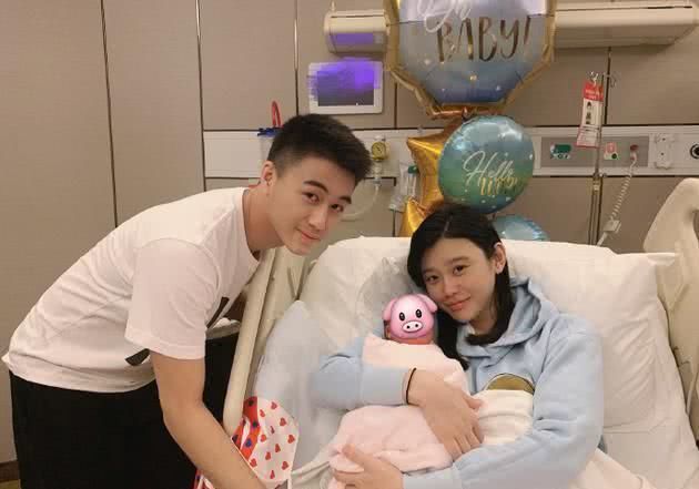 赌王何鸿燊逝去，何猷君喜得儿子后，就透露出