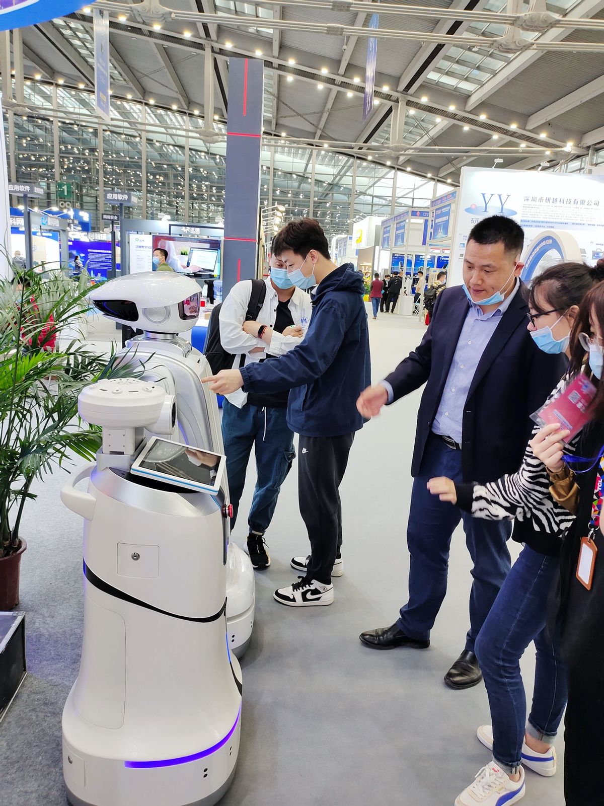 小笨智能亮相中國電子信息博覽會 共促產業數字化