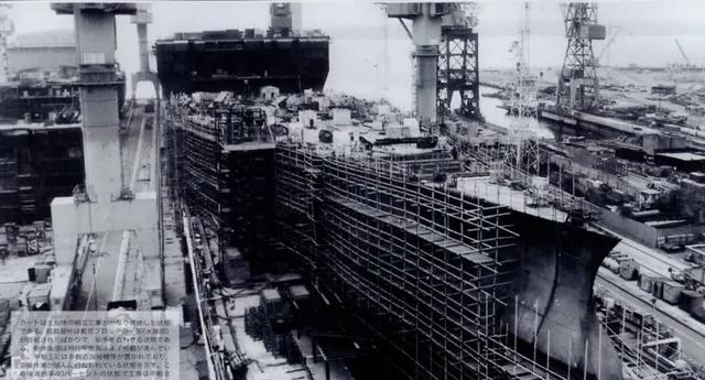 架空：悲怆的俄海军，最凄惨的航母，乌里扬诺夫斯克号浮动核电船