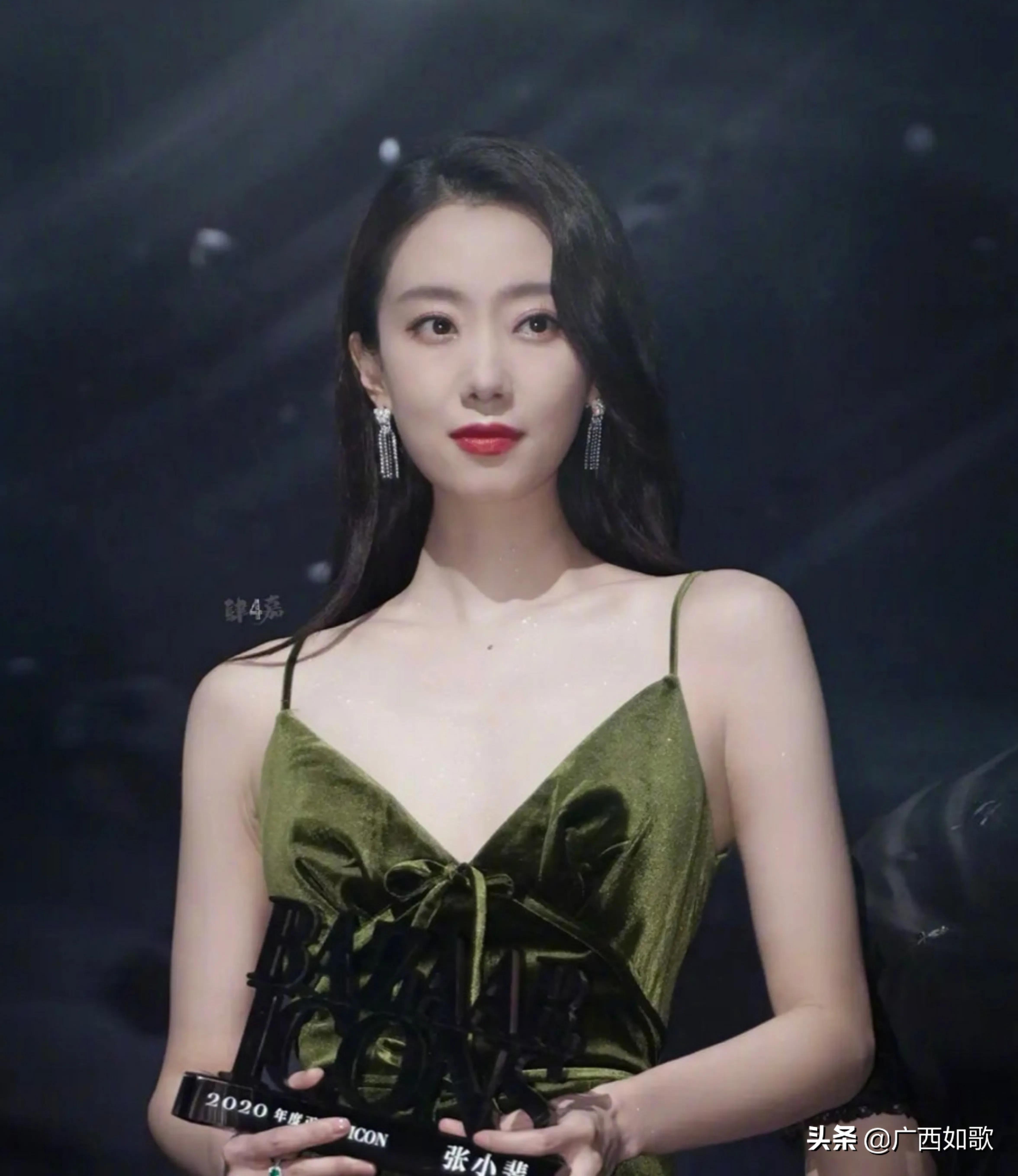 Ding Zhen saw Gu Ling's mom, ascended a network " Lang Ya a list of names posted up " head, it is a stalk! 