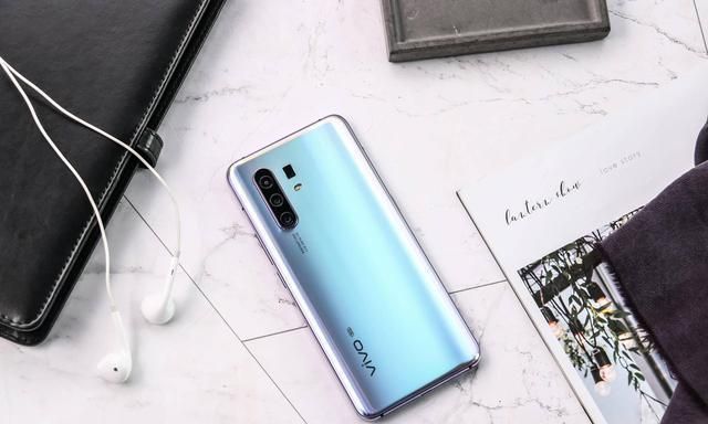 vivo 全系列手机上汇总，从IQOO到NEX，哪一款就是你的最喜欢？