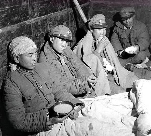 ����ս���ڼ�����������Ĺ�����ʿ���ޱȵ��䣬ͼ6Ϊ����������