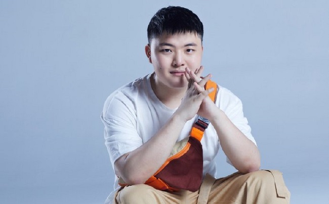 LPL《饭堂》持续输出，UZI复出最大呼声是IG，Theshy再次被点名