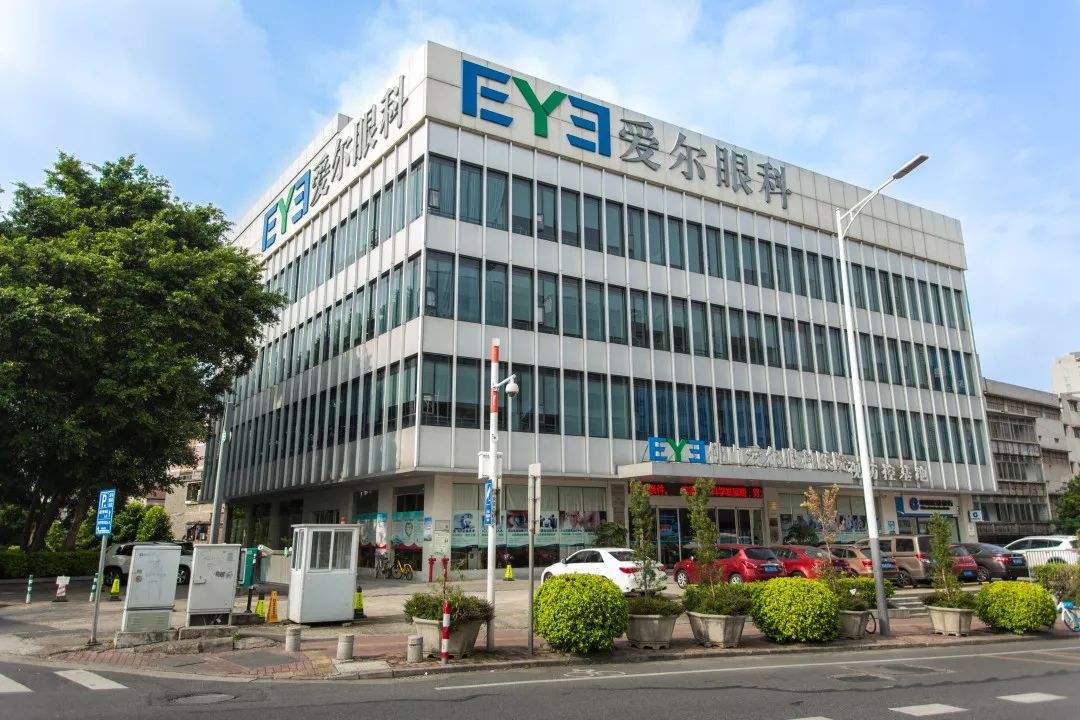 低调的湖南富豪：身价高达1000亿，掌舵中国规模最大眼科医院