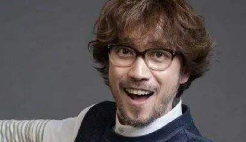 曾经周传雄创作一首歌，因撞车周杰伦被埋没，如今却突然爆火