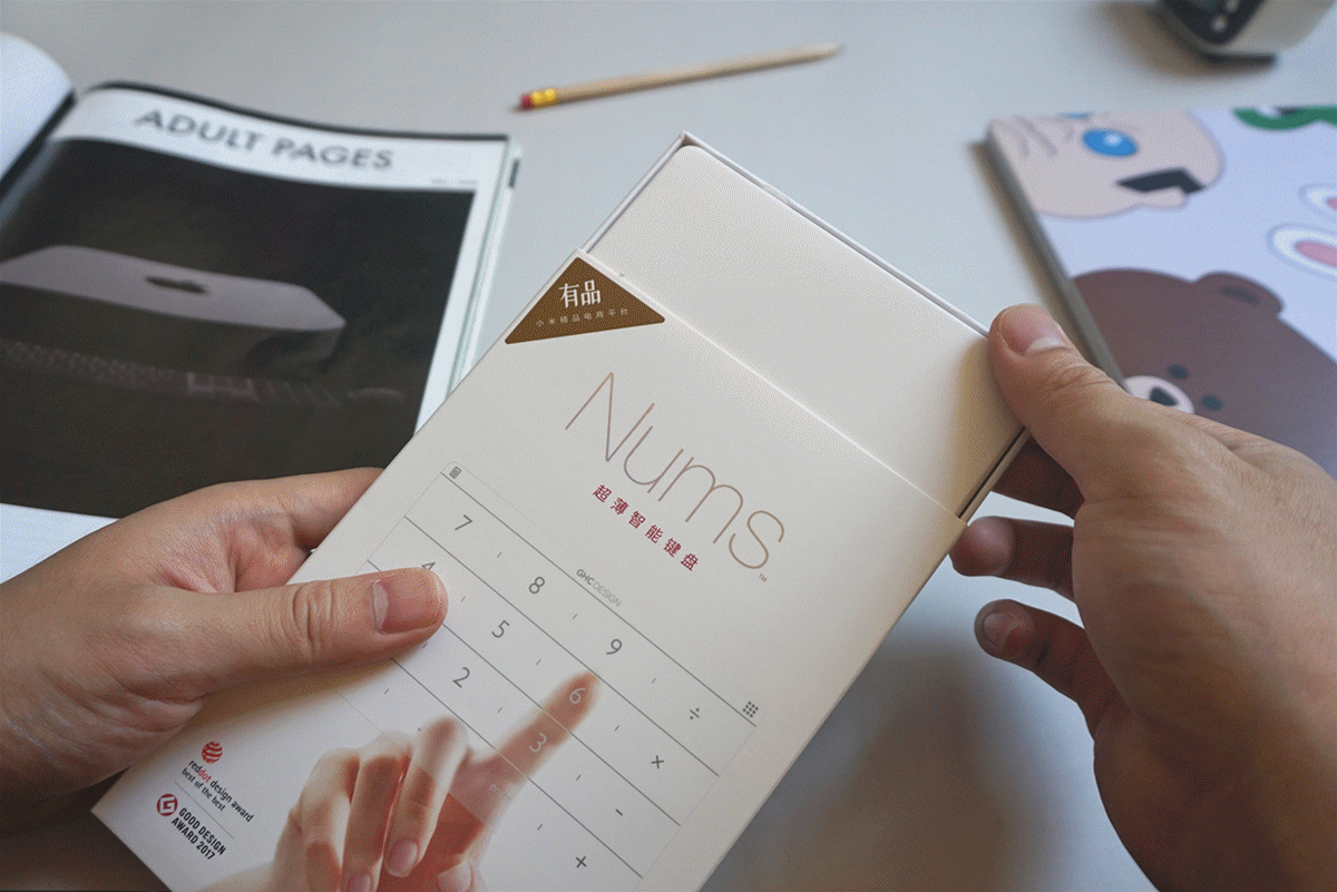 這款貼在小米筆記本上的 Nums 、用起來超省事、超便捷