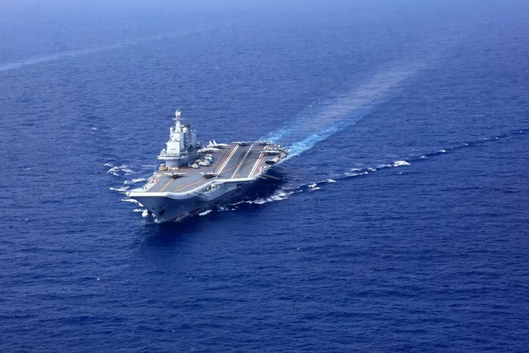 收復台灣正當其時！ 遼寧艦航母編隊繞台，既是震懾更是模擬