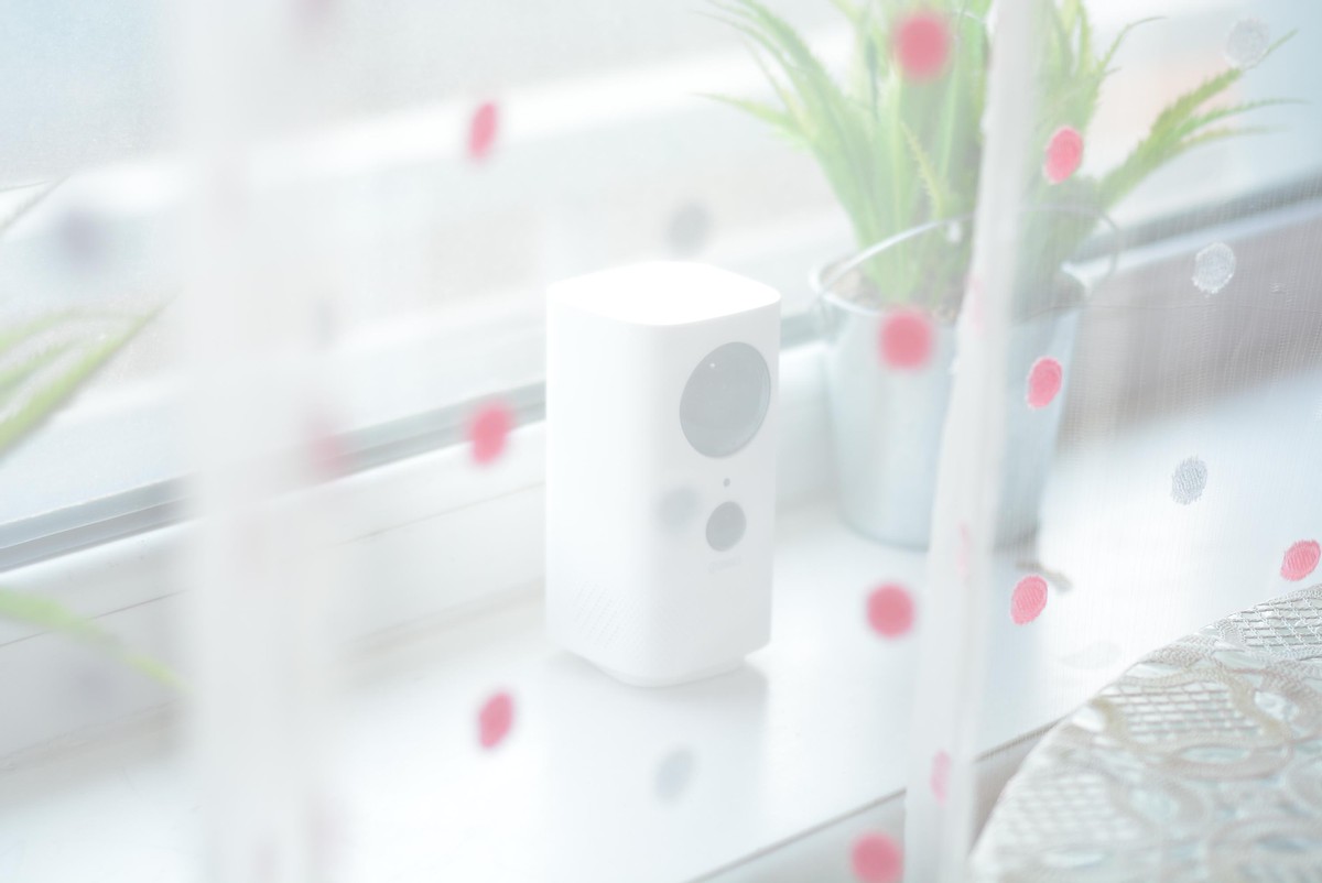 360推出“不插电”摄像头，能放车里当监控，还