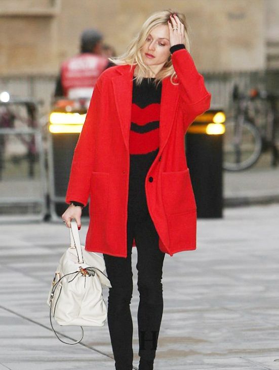 奔四奔五的年纪想要冻龄，穿衣打扮中注意这4点