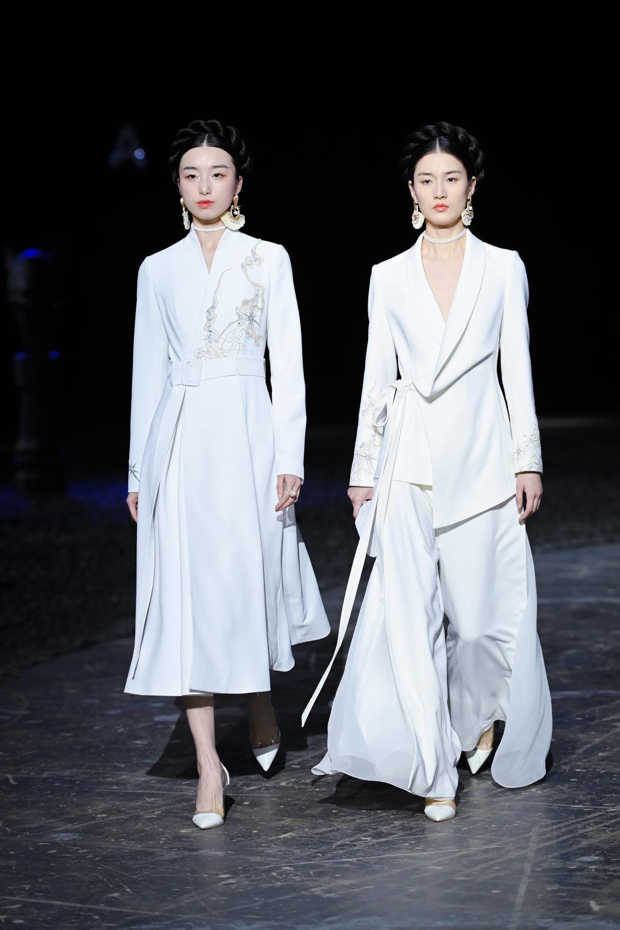 ��Ӣ����櫴�˵2021AW|����ʢװ����;