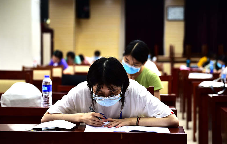 事业单位的“车补”来了，两个省份将率先发放