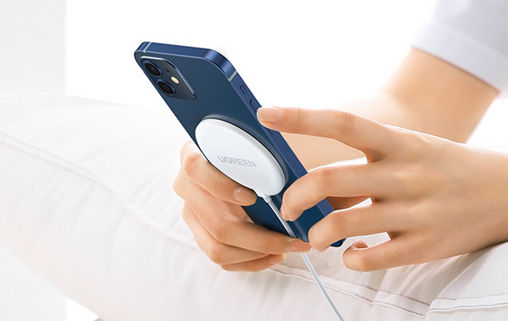 iPhone 12最佳搭档，绿联磁吸无线充来了