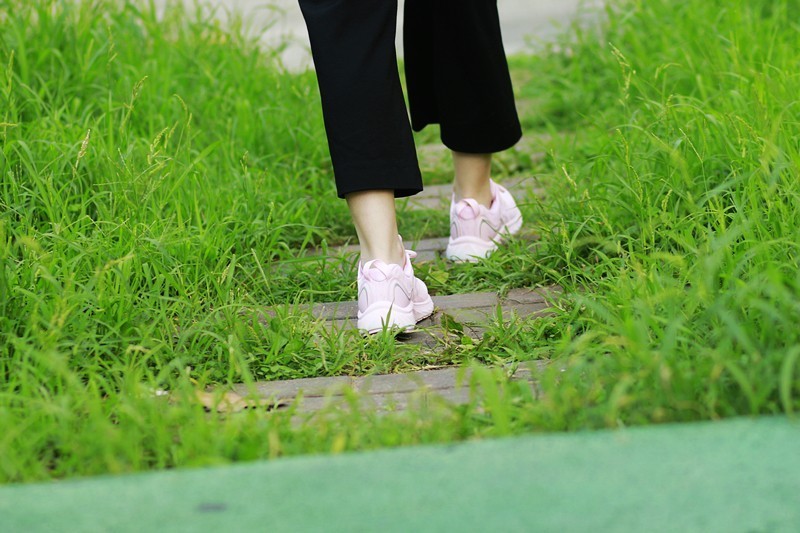 我的跑步装备 咕咚10K悦弹跑鞋