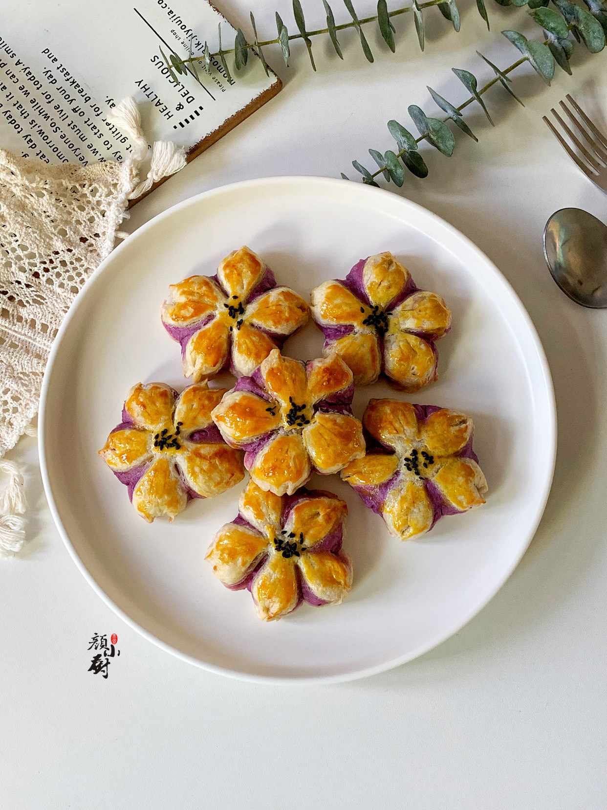 自從學會做這個，我家隔三差五做一次，香甜酥脆，比麵包好吃多了