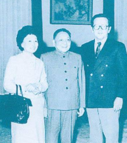 她是战地记者，嫁给美国丈夫后，陈香梅的最大