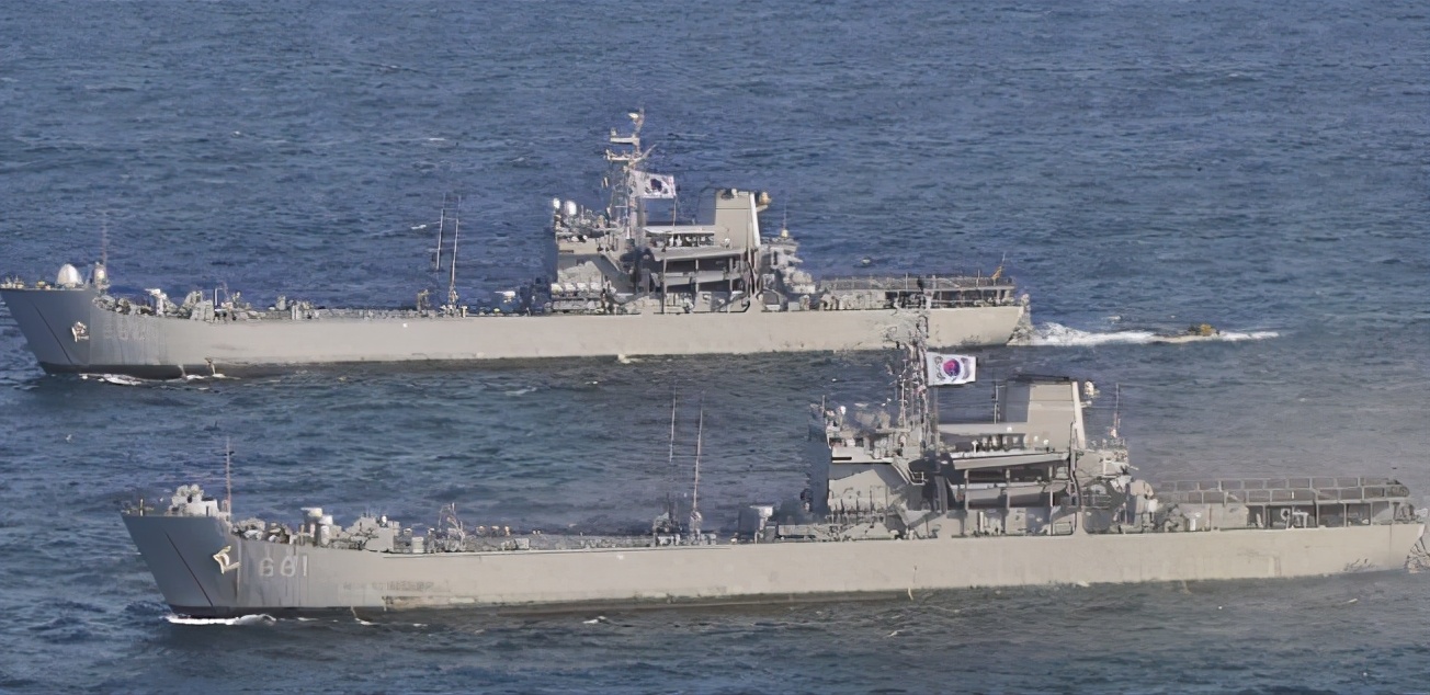 值得警惕！韩国军方突然拉响警报，军舰不幸中招33人感染新冠