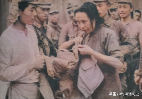 十张侵华日军宣扬亲善的彩色摆拍照，纸终究是包不住火的