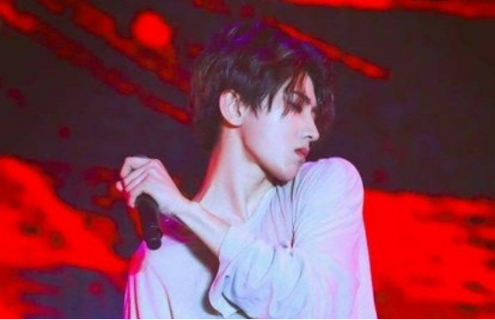 《奔跑吧》蔡小葵出任导游，不料遭“暴打”，