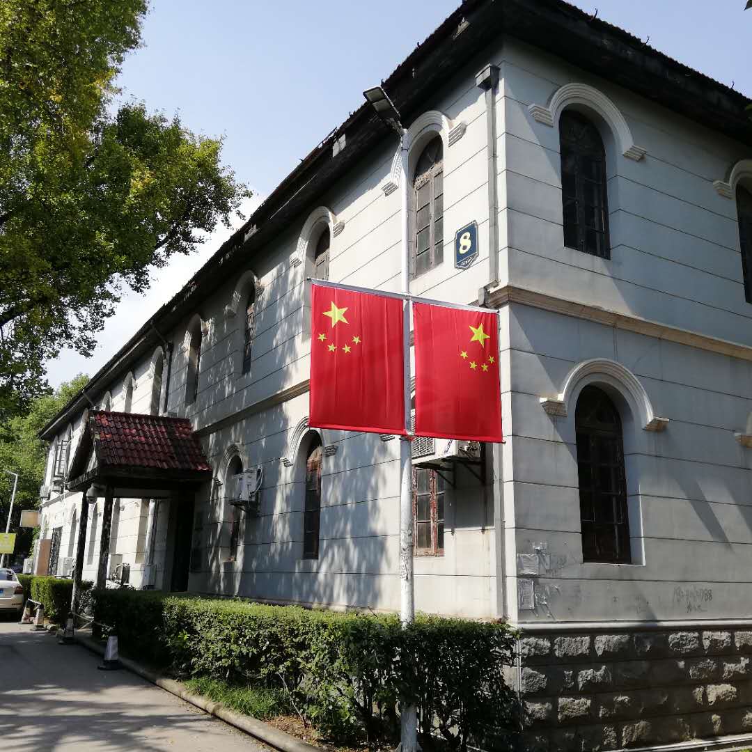 湖北中医药大学内的原文华大学，比历史悠久的武汉大学还早22年