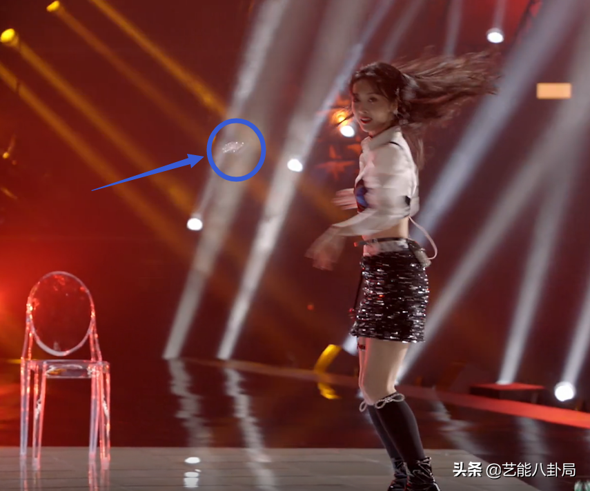 《浪姐2》女明星都好有钱！杨钰莹耳环36万，张