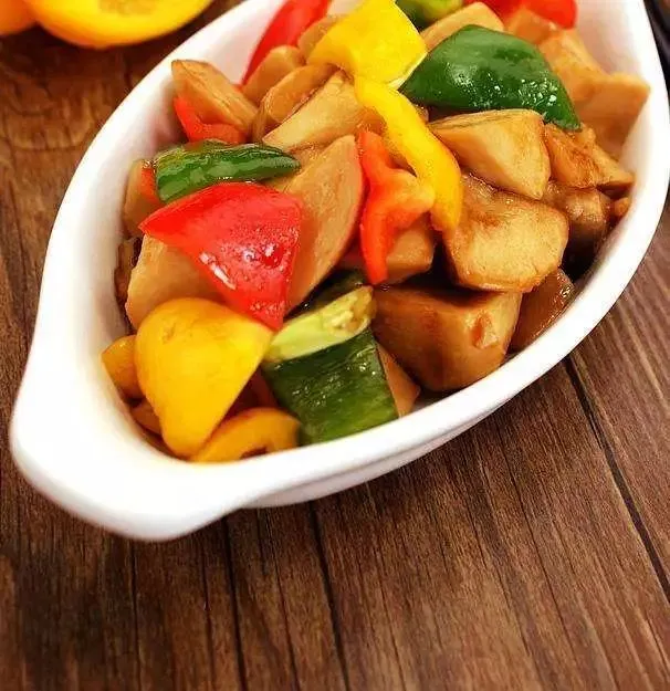 好百邻月嫂教你做正确的月子餐，让宝妈减肥，又不耽误增乳